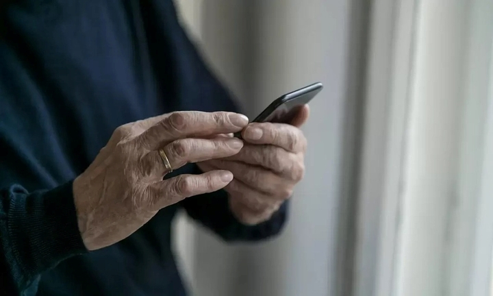 Một tỷ phú vừa bị lừa mất hàng chục tỷ đồng sau khi nhận cuộc gọi từ số lạ 