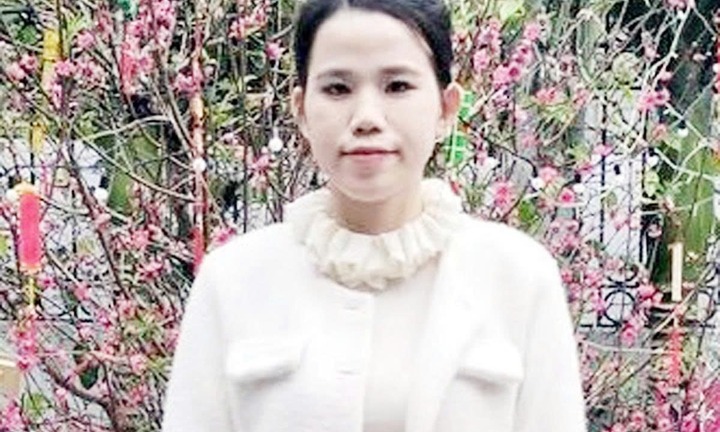 Cô gái xinh đẹp ở Hà Nội xin phép đi chơi rồi mất liên lạc, gia đình tìm mọi cách nhưng không có kết quả