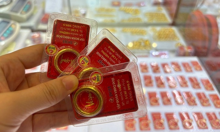 Thủ tướng chỉ đạo theo dõi sát thị trường vàng, khẩn trương thành lập sàn giao dịch