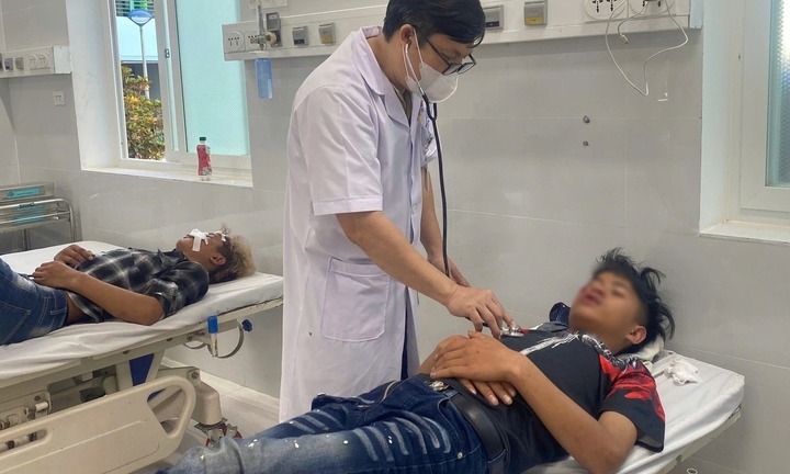 Vụ 2 xe máy tông nhau, 5 người thương vong: Sức khỏe các nạn nhân ra sao?