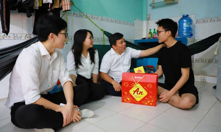 EVNGENCO3: Năm thứ 4 bền bỉ yêu thương, chăm lo các em học sinh mồ côi do Covid-19