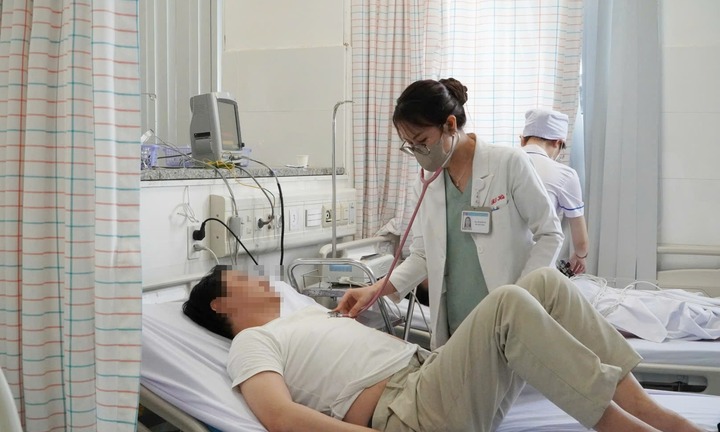 Vụ nghi ngộ độc do ăn bánh mì ở TP.HCM: Thêm 48 người nhập viện