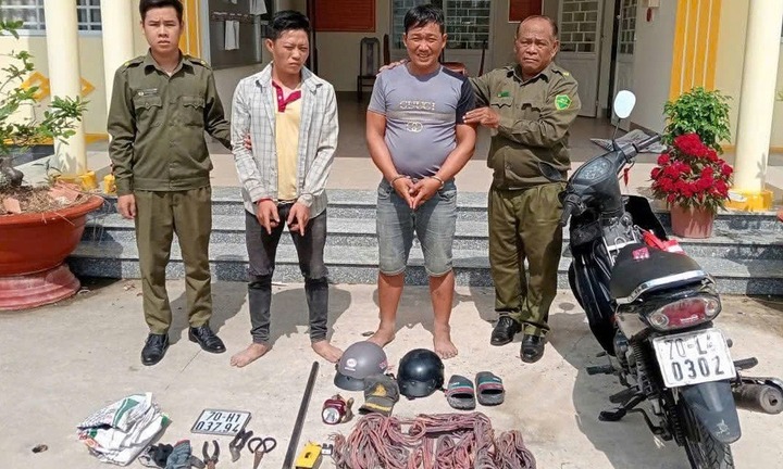 Danh tính hai đối tượng nhiều lần trộm dây điện trụ đèn chiếu sáng ở Tây Ninh