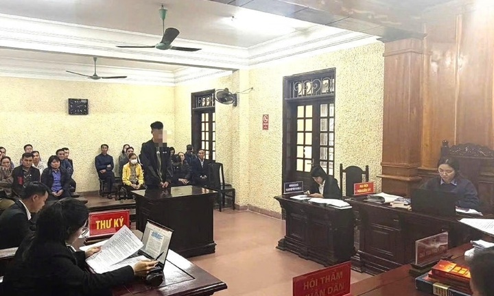 Nam sinh vượt đèn đỏ gây tai nạn giao thông ở Hải Phòng lĩnh án tù