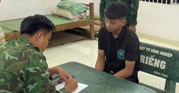 Nghi phạm một vụ án mạng tại TP.HCM ra đầu thú 