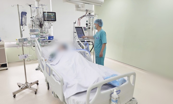 Cấp cứu cụ bà 84 tuổi sốc mất máu do uống nhầm thuốc diệt chuột
