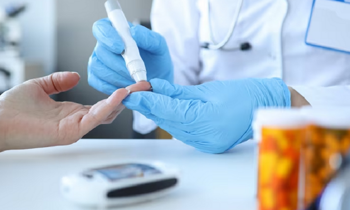 5 giải pháp đơn giản giúp kiểm soát đường huyết tại nhà