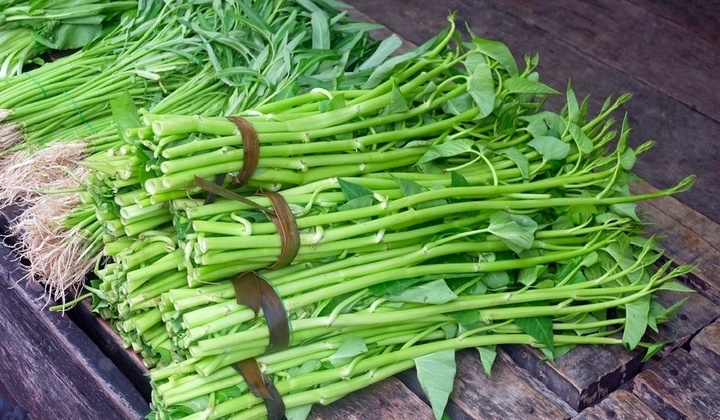 Người bị sỏi thận có nên ăn rau muống không?