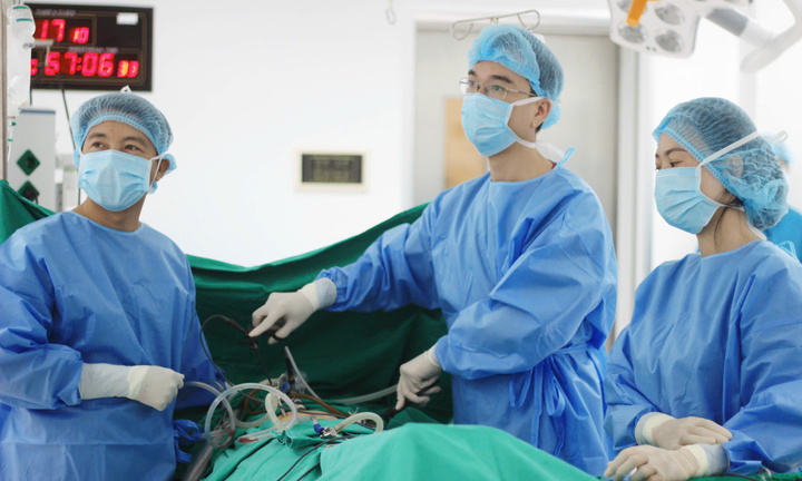 Vinmec Phú Quốc xuyên đêm cứu thai phụ nguy kịch mang nhóm máu cực hiếm