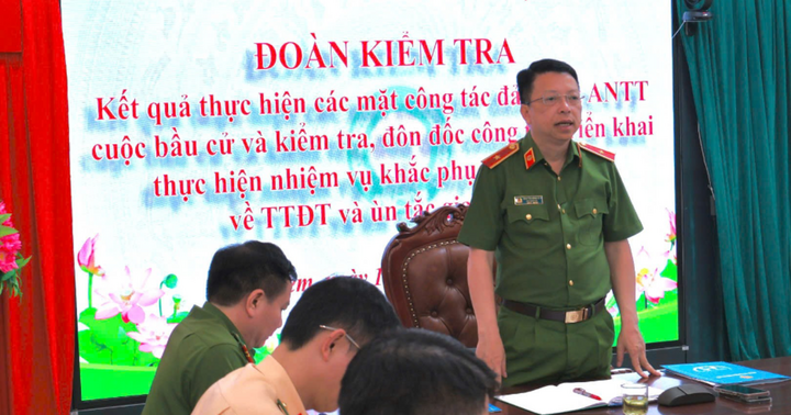 Phó Giám đốc Công an Hà Nội kiểm tra công tác bảo đảm an ninh, trật tự phục vụ bầu cử