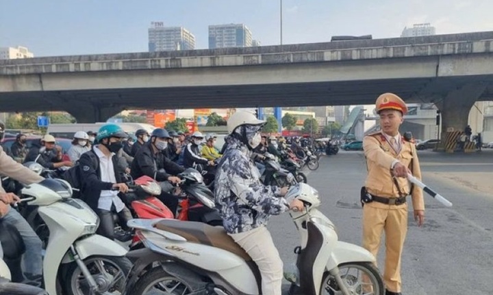 Lỗi dừng quá vạch đèn đỏ 2026 mới nhất?