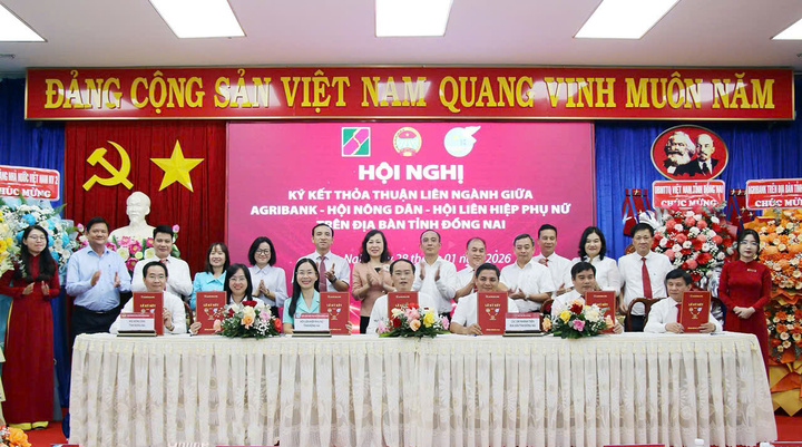 Tổ vay vốn – “cánh tay nối dài” đưa tín dụng Agribank đến với nông dân