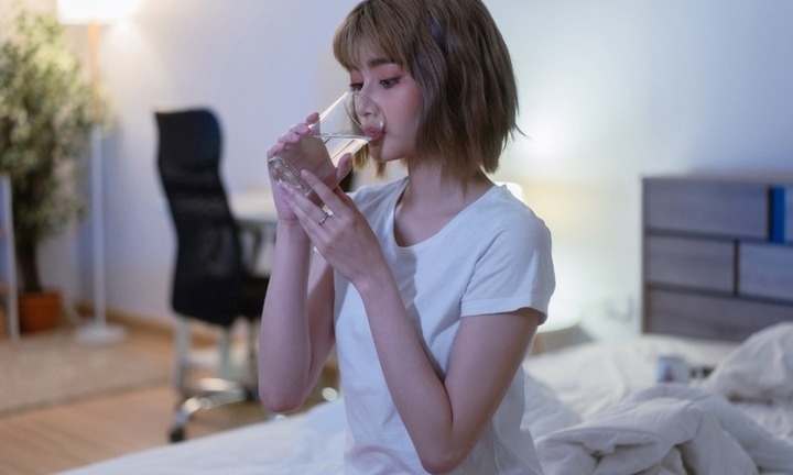 Trước khi ngủ uống loại nước này bổ hơn ăn tổ yến
