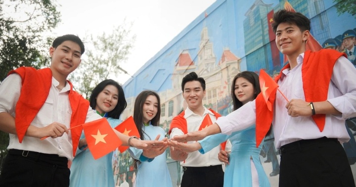 Lịch nghỉ lễ Giỗ Tổ Hùng Vương và 30/4-1/5 của giáo viên, giảng viên sẽ như thế nào?