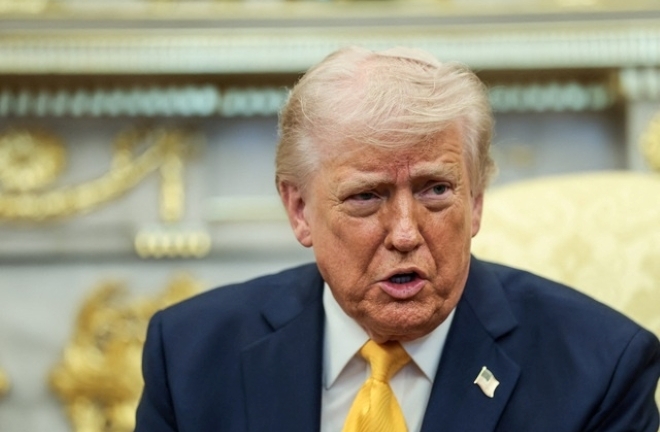 Ông Trump chỉ đạo dừng tấn công nhà máy điện và hạ tầng năng lượng Iran 5 ngày