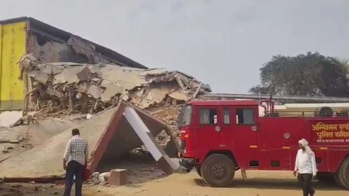 Sập kho lạnh khiến 4 người tử vong, 12 người bị thương ở Ấn Độ