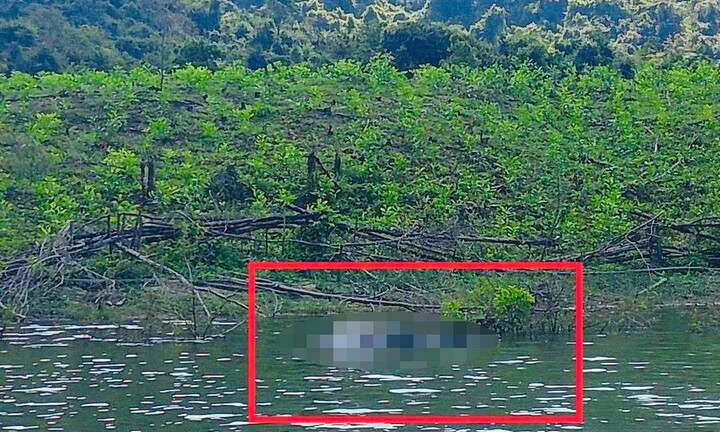 Phát hiện thi thể nam giới nổi trên mặt hồ Đá Trải, nạn nhân có đặc điểm gì?