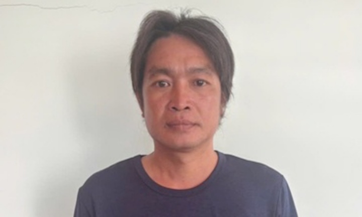 Vận động đối tượng truy nã đặc biệt Trần Quốc Tuấn ra đầu thú