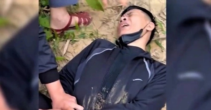 Clip: Bắt ông trùm buôn ma túy bơi qua sông, ẩn náu trong rừng sâu suốt 6 ngày