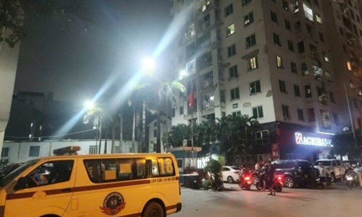 Nam sinh rơi từ tầng cao chung cư xuống đất, tử vong tại chỗ