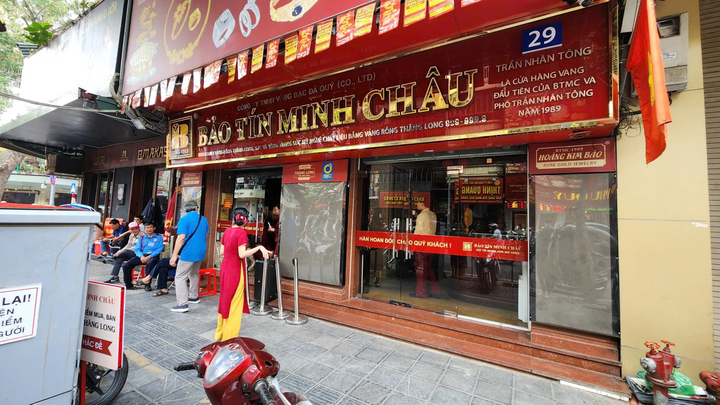 Bảo Tín Minh Châu lên tiếng về việc ông Vũ Minh Châu và con trai bị khởi tố