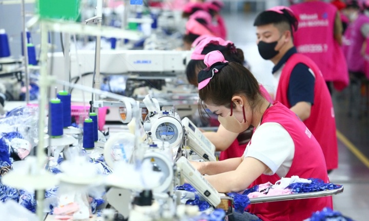 Công đoàn lấy ý kiến lao động về hoán đổi ngày để 