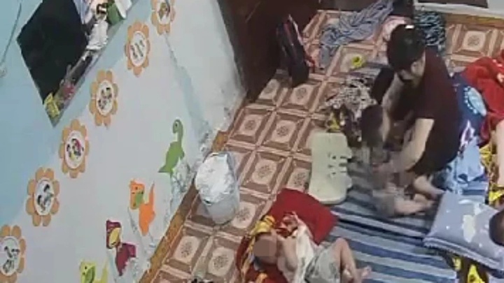Tạm đình chỉ cơ sở mầm non sau clip nghi bạo hành trẻ lan truyền trên mạng
