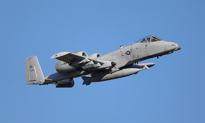 Mỹ điều thêm 12 cường kích A-10 đến gần Iran sau khi đạt thỏa thuận ngừng bắn? 