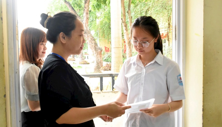 Hà Nội: Trường tư thục không được tổ chức thi tuyển lớp 10