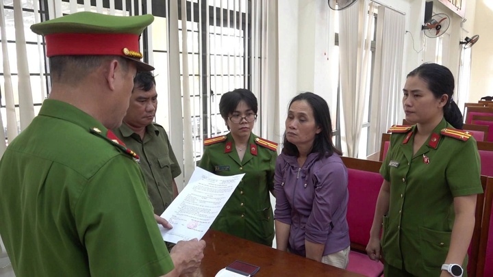 Bắt tạm giam Cao Thị Bé ngang nhiên xâm phạm chỗ ở của người khác