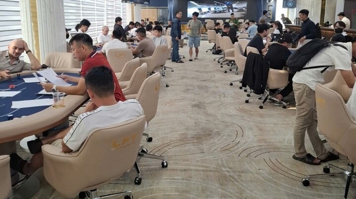 Vụ xóa sới bạc trá hình ở khách sạn ven biển tại Đà Nẵng: Mức phí 