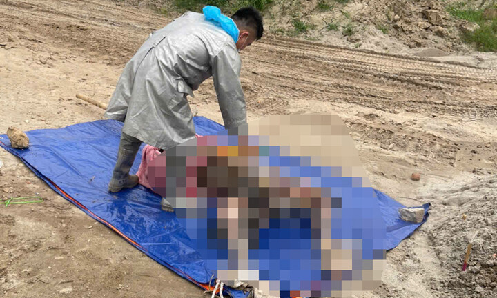 Phát hiện thi thể nam giới nổi trên sông Đuống, Hà Nội