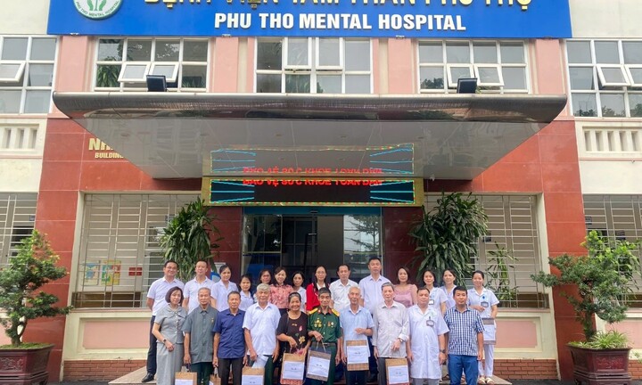 Bệnh viện Tâm thần tỉnh Phú Thọ: “Trao tình thương, chữa tâm hồn”