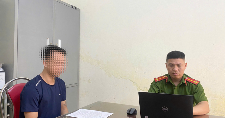 Phạt 12,5 triệu đồng thanh niên mua giấy chứng minh Công an giả để “tán gái”