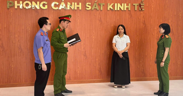 Bắt kế toán trung tâm nghề nghiệp lập khống hồ sơ, chiếm đoạt 300 triệu đồng ngân sách