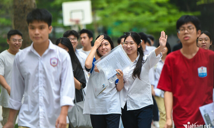 Học phí đại học tăng, thí sinh nên lựa chọn thế nào?