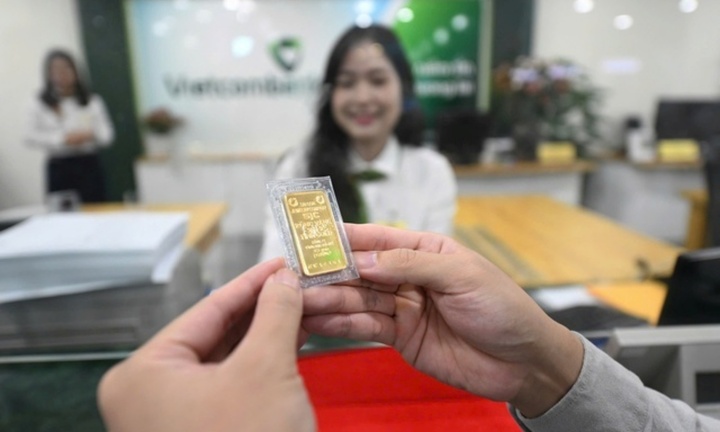 Giá vàng hôm nay (4/5): Vàng SJC và nhẫn tiếp tục đi ngang