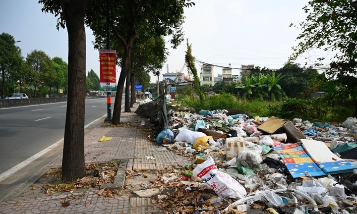 Xả rác bừa bãi tại nơi công cộng bị xử phạt bao nhiêu tiền?