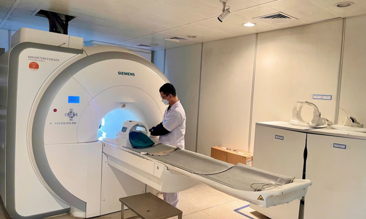 Hà Nội công khai danh sách 21 cơ sở y tế công có máy chụp CT và MRI