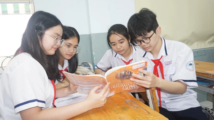 Chốt điều chỉnh nguyện vọng lớp 10 tại TP.HCM lúc 17h ngày 8/5: Thầy giáo 