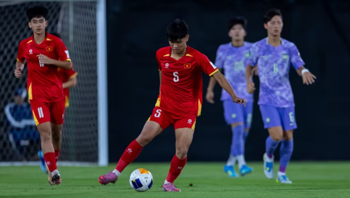 U17 Việt Nam đánh rơi chiến thắng trước U17 Hàn Quốc trong những phút cuối