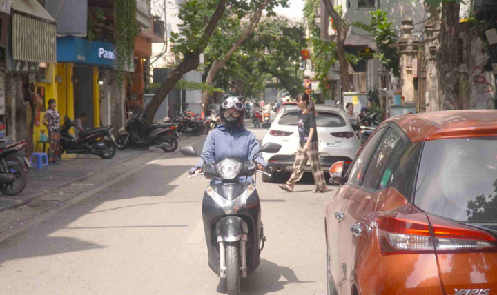 Tin tức thời tiết hôm nay (14/5):  Nắng nóng gay gắt bao trùm Bắc Bộ, Hà Nội tới 36 độ C