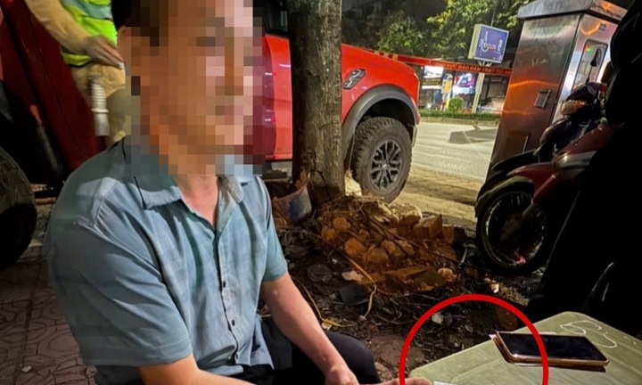 Hà Nội: Tuần tra đêm, CSGT phát hiện đối tượng tàng trữ ma túy 