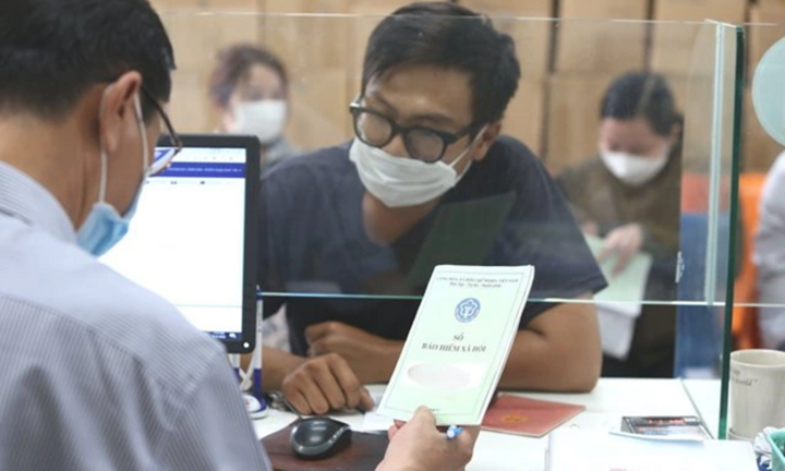 Vừa đóng BHXH bắt buộc vừa đóng BHXH tự nguyện, lương hưu có cao hơn?