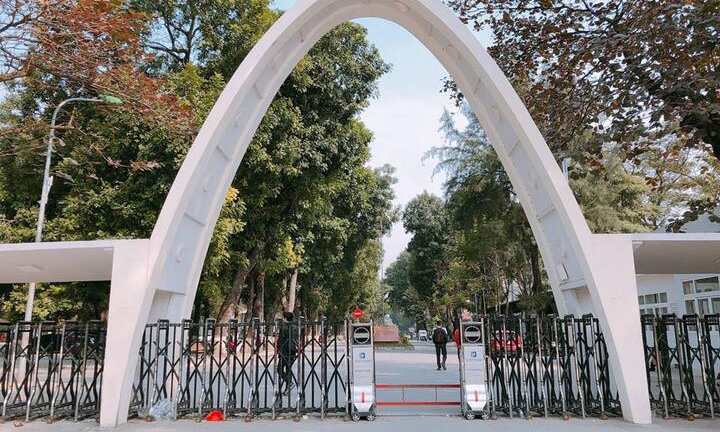 Giai thoại đầy cảm hứng về cổng Parabol huyền thoại Đại học Bách khoa Hà Nội