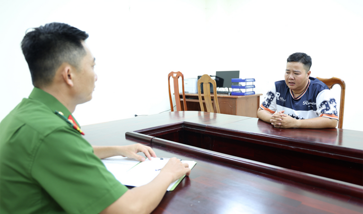 Tạm giữ hình sự Bùi Ngọc Thủy Tiên