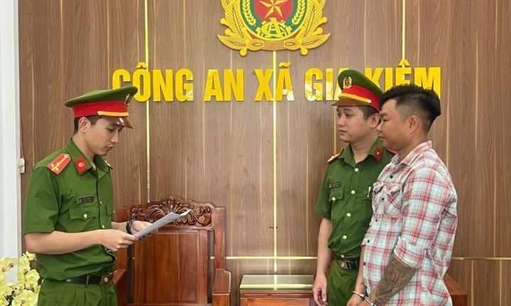 Bắt đối tượng lừa đảo chiếm đoạt tài sản bằng thủ đoạn