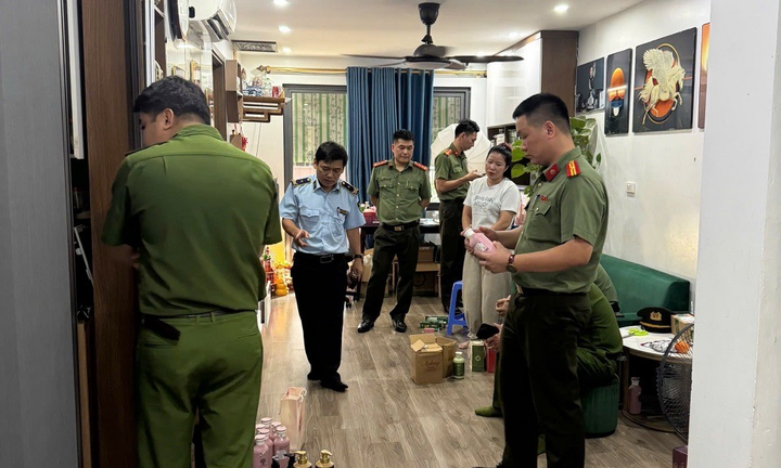 Hà Nội: Chuyển công an điều tra vụ kinh doanh mỹ phẩm giả tại xã Quang Minh
