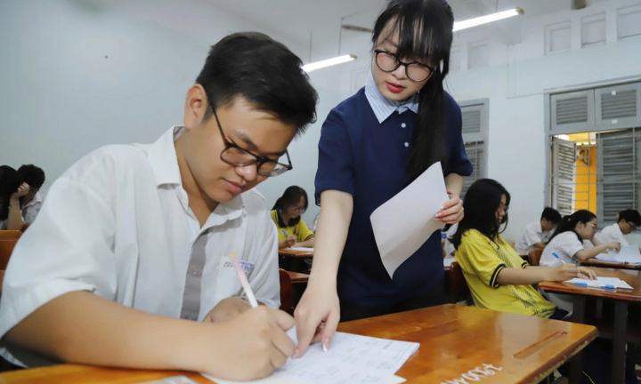 Kỳ thi thử tốt nghiệp THPT tại TP.HCM: Có em bị 1 điểm môn Văn, có môn chỉ 1 thí sinh đăng ký thi