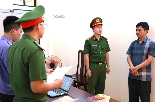 Khởi tố người đàn ông thu mua heo dịch về giết mổ, bán ra thị trường
